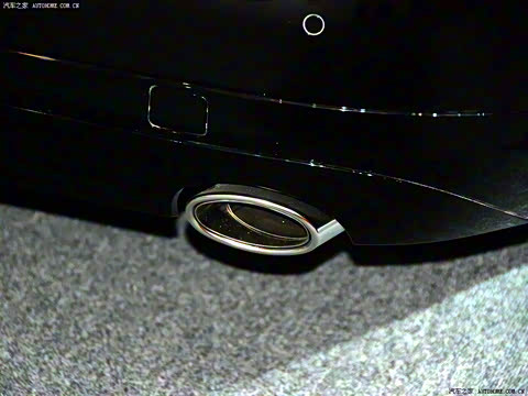 2010�� E 300 L ʱ����