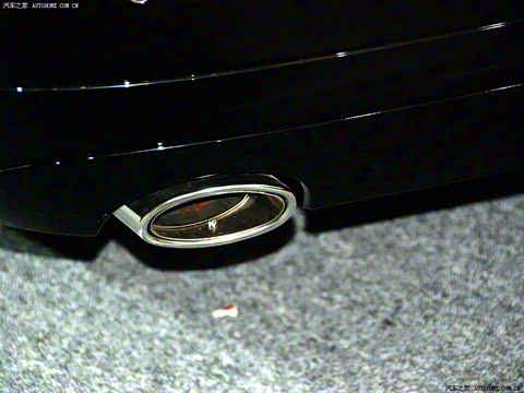 2010�� E 300 L ʱ����