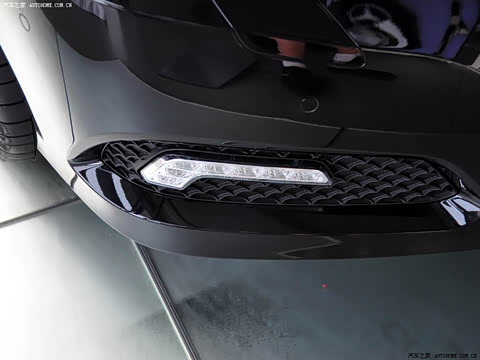 2010�� E 300 L ʱ����