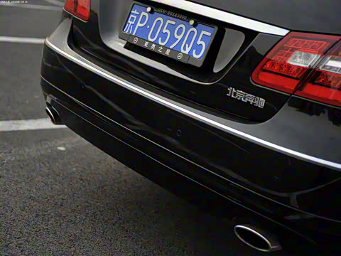 2010�� E 300 L ʱ����