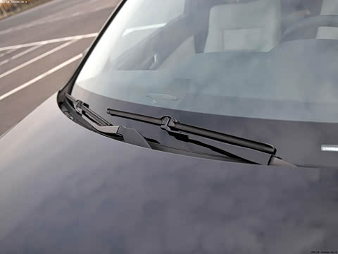 2010�� E 300 L ʱ����