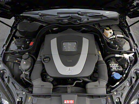 2010�� E 300 L ʱ����