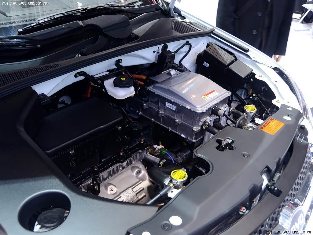 比亚迪s6新能源车系