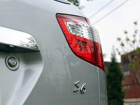 2011�� 2.0L �ֶ������