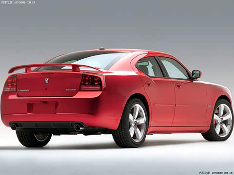 2006�� 6.1L SRT8