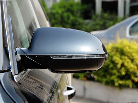 2011�� A8L 3.0 TFSI quattro�����(245kW)