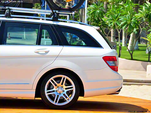 2010�� C 200 CGI���а�