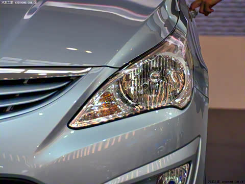 2010�� ���� 1.6L �Զ������GLS