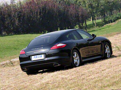 2010�� Panamera 4 3.6L