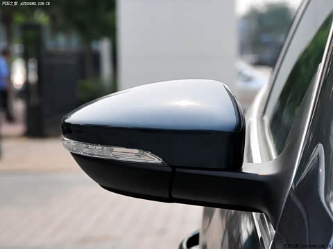 2010�� 2.0TSI ������