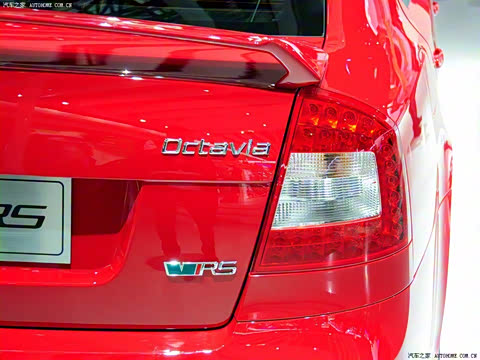 2010�� 2.0TSI RS