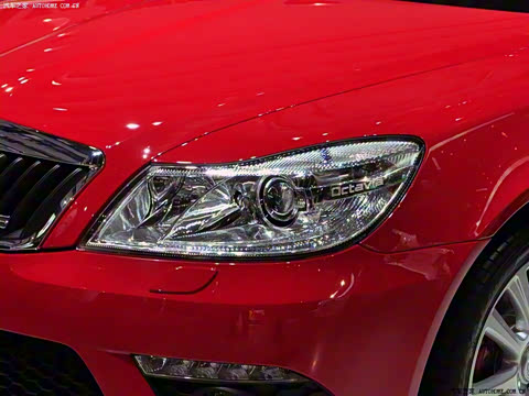 2010�� 2.0TSI RS