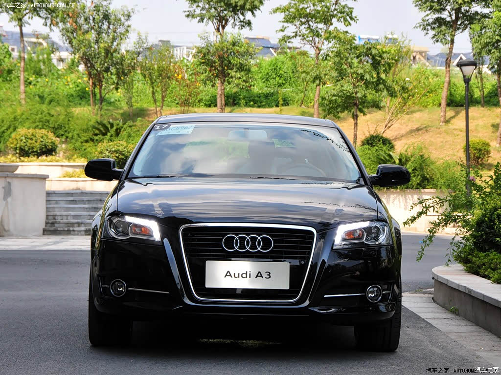 8t 豪华型 819768图片_奥迪_汽车图库_汽车之家