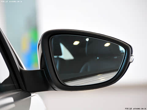 2010�� 2.0TSI DSG ��ҹ��