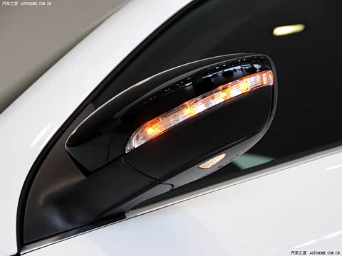 2010�� 2.0TSI DSG ��ҹ��