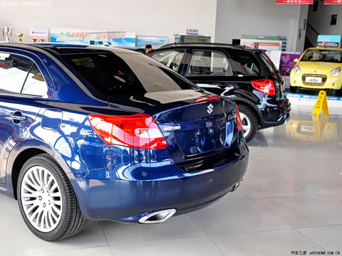 2010�� 2.4L ����������