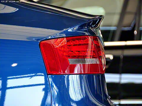 2010�� 2.0TFSI Sportback ������