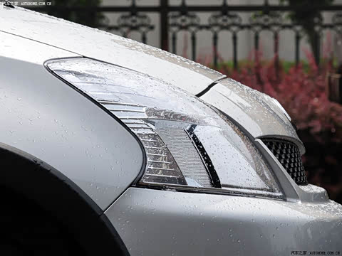 2010�� CROSS 1.5L �ھ���