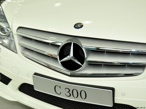 2010 C 300 а