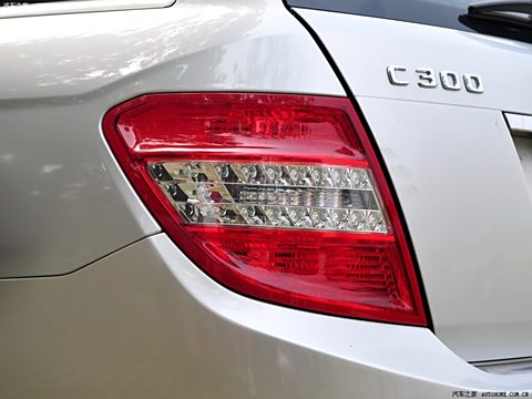 2010 C 300 а