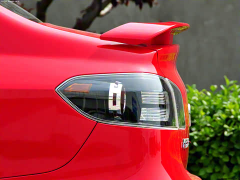 2010�� ���� 1.5L �ֶ��˶���