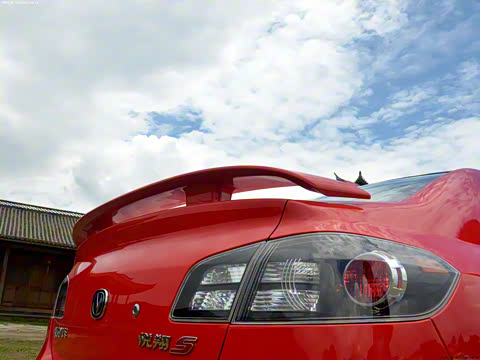 2010�� ���� 1.5L �ֶ��˶���