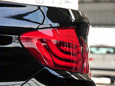 2011�� 535i �����˶���