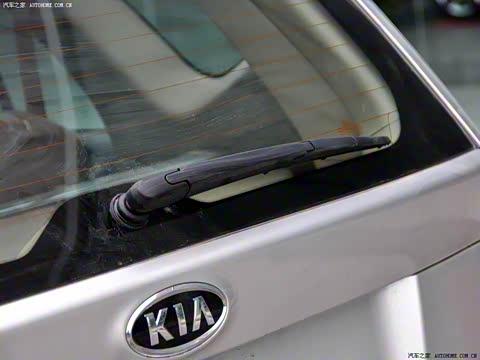 2011�� 2.0L 5���Զ���׼��