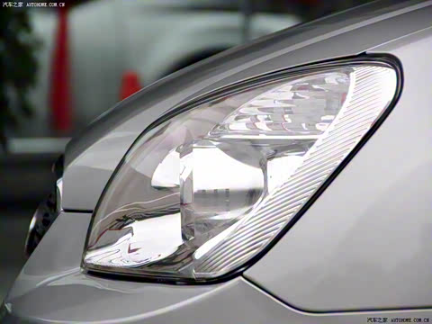 2011�� 2.0L 5���Զ���׼��