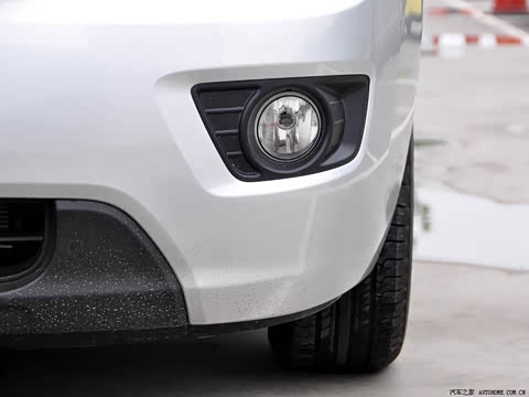 2011�� 2.0L 5���Զ���׼��