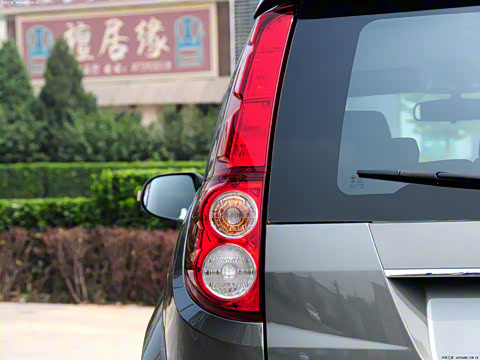 2010�� ����� 2.4L ����������