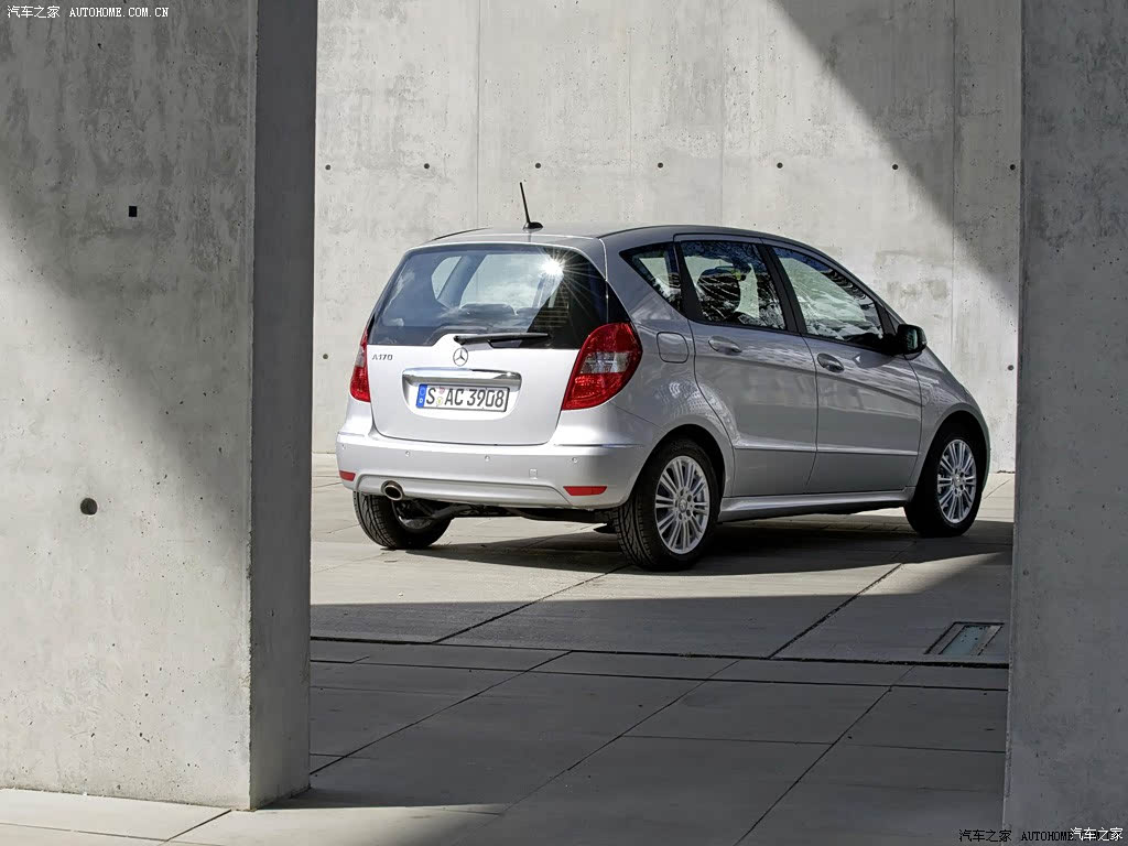 奔驰a级(进口) 2011款 a 160 815169图片_奔驰_汽车图库_汽车之家