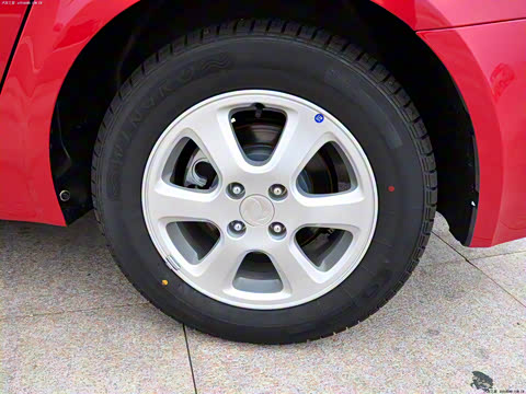 2010�� 1.5L �ֶ������