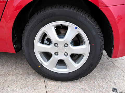 2010�� 1.5L �ֶ������