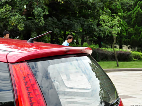 2010�� 1.5L �ֶ������