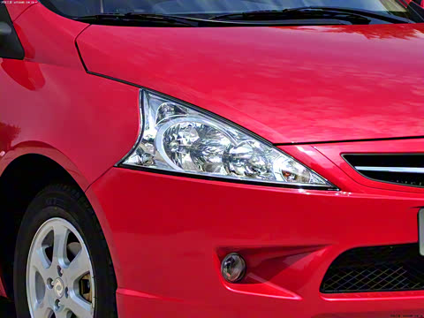 2010�� 1.5L �ֶ������