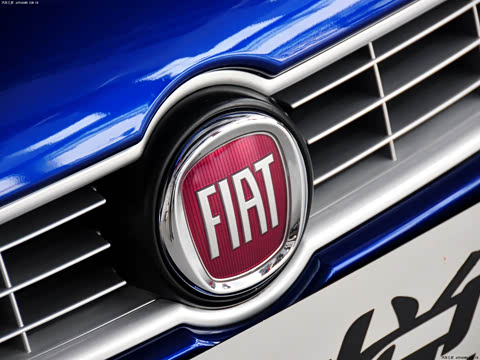 2011�� 1.4T �ֶ��˶��촰��