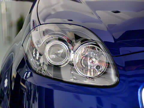 2011�� 1.4T �ֶ��˶��촰��