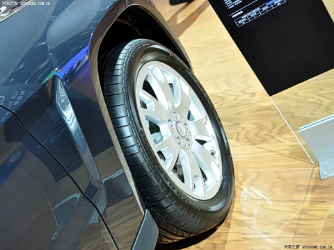 2011�� GLK 300 4MATIC ������