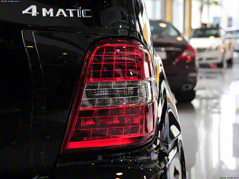 2010�� ML 500 4MATIC�ر��