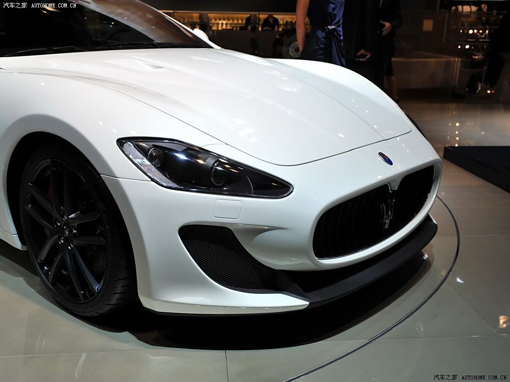 瑪莎拉蒂 granturismo 2012款 4.7l mc stradale