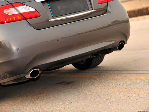 2011�� M25 �ݻ���