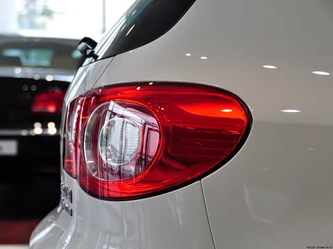 2011�� 2.0TSI R-Line