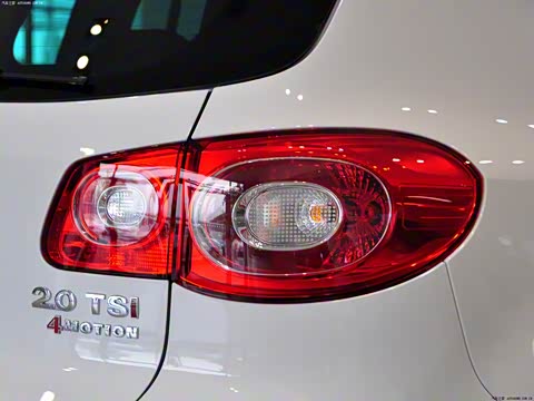 2011�� 2.0TSI R-Line