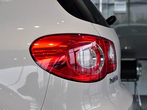 2011�� 2.0TSI R-Line