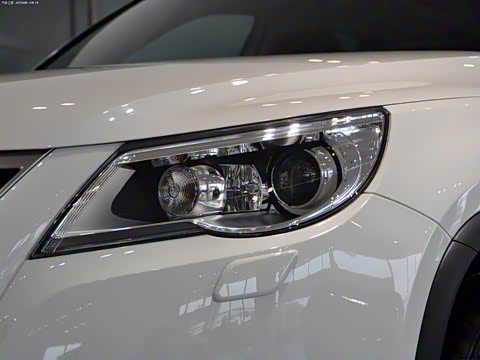 2011�� 2.0TSI R-Line