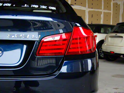 2011�� 523Li ������