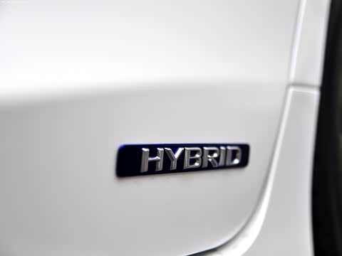 2012�� CT200h F-Sport