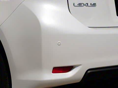 2012�� CT200h F-Sport