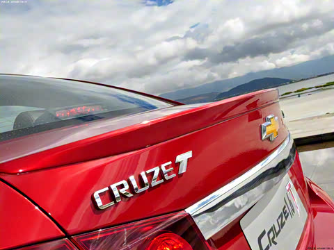 2011�� 1.6T SE MT